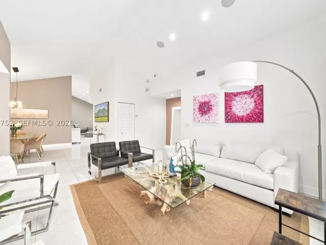 Продажа дома по адресу 8250 SW 86th Ct - фото 9370161