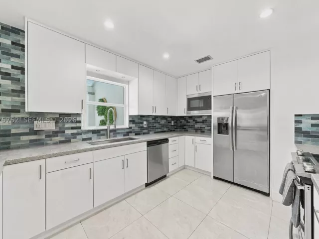 Продажа дома по адресу 8250 SW 86th Ct - фото 9370165