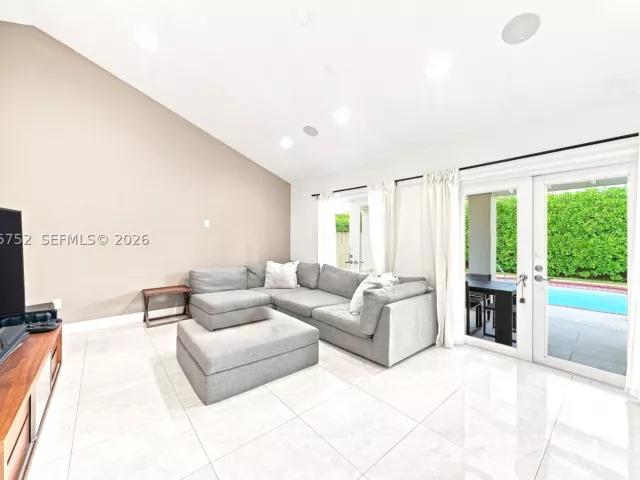 Продажа дома по адресу 8250 SW 86th Ct - фото 9370167