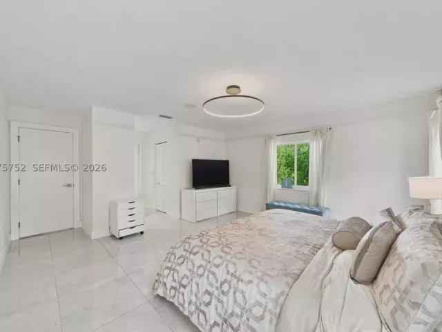Продажа дома по адресу 8250 SW 86th Ct - фото 9370172