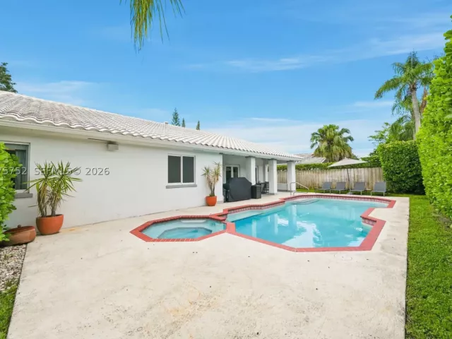 Продажа дома по адресу 8250 SW 86th Ct - фото 9370189