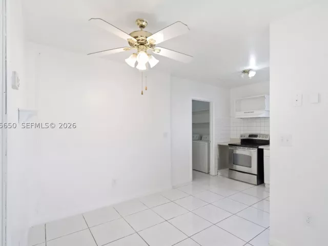 Продажа дома по адресу 17360 SW 121st Ave - фото 9368757