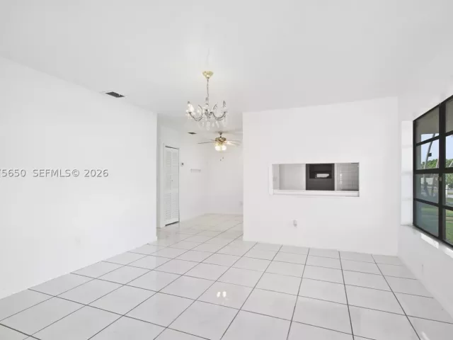 Продажа дома по адресу 17360 SW 121st Ave - фото 9368764