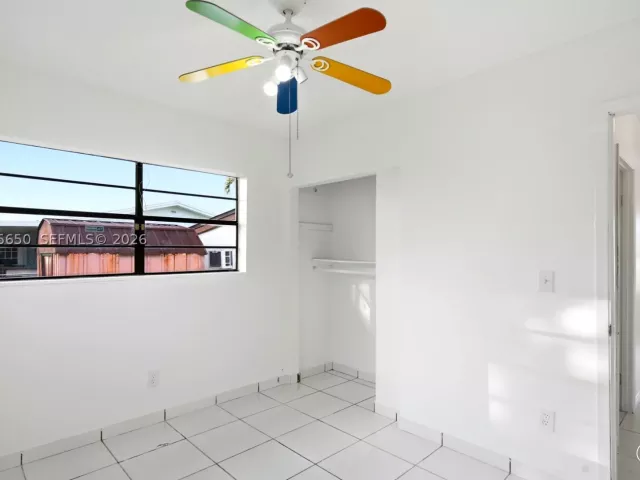 Продажа дома по адресу 17360 SW 121st Ave - фото 9368769
