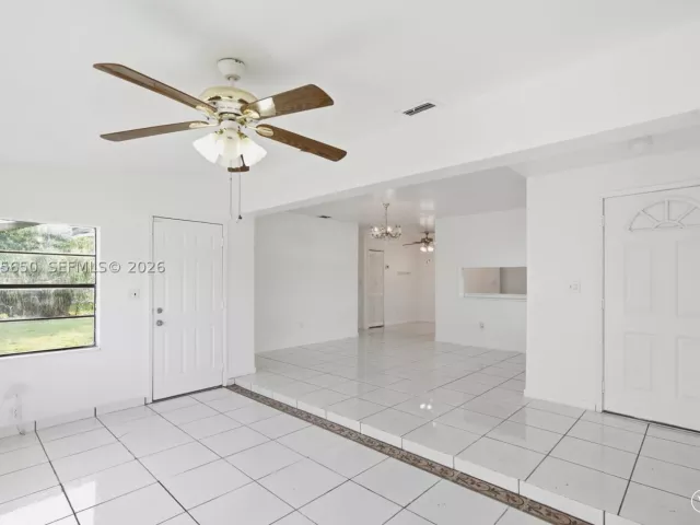 Продажа дома по адресу 17360 SW 121st Ave - фото 9368754