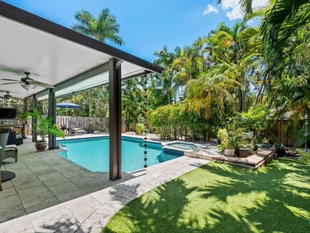 Продажа дома по адресу 1230 TAYLOR Street - фото 9380866