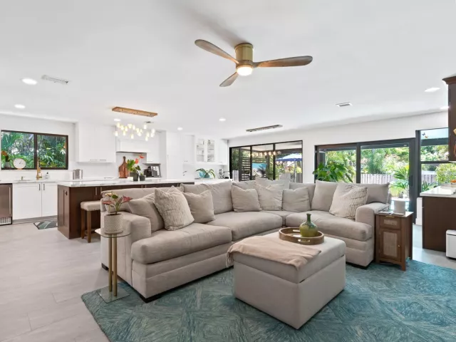 Продажа дома по адресу 1230 TAYLOR Street - фото 9380844