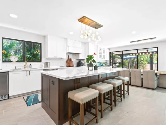 Продажа дома по адресу 1230 TAYLOR Street - фото 9380846