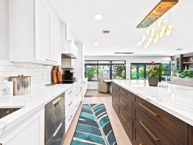 Продажа дома по адресу 1230 TAYLOR Street - фото 9380847