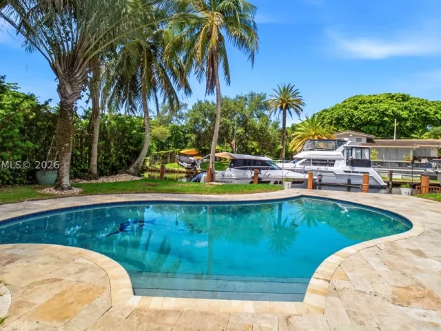 Продажа дома по адресу 2613 Tortugas Ln - фото 9370596