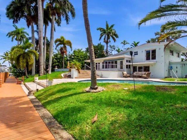 Продажа дома по адресу 2613 Tortugas Ln - фото 9370597