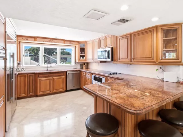 Продажа дома по адресу 2613 Tortugas Ln - фото 9370606