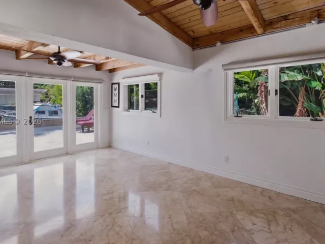 Продажа дома по адресу 2613 Tortugas Ln - фото 9370611