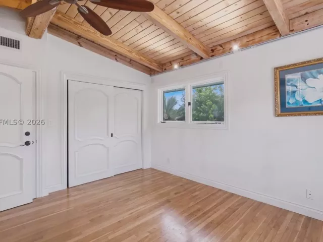Продажа дома по адресу 2613 Tortugas Ln - фото 9370614