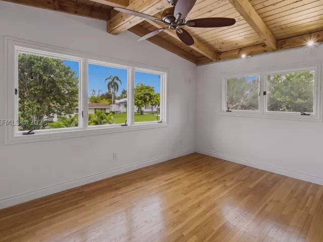 Продажа дома по адресу 2613 Tortugas Ln - фото 9370617