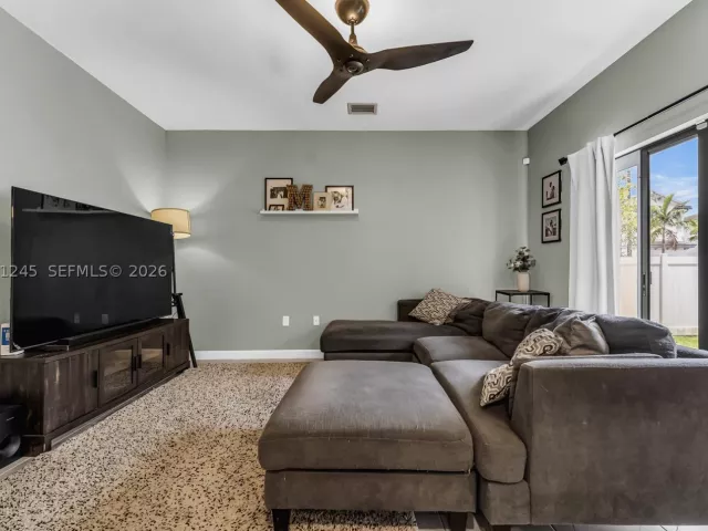 Продажа дома по адресу 20397 NW 6th Pl - фото 9376970