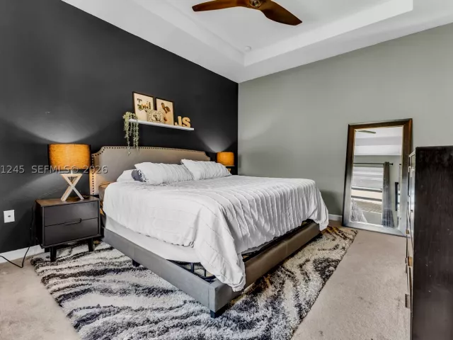 Продажа дома по адресу 20397 NW 6th Pl - фото 9376981