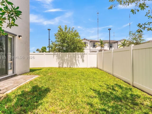 Продажа дома по адресу 20397 NW 6th Pl - фото 9376990