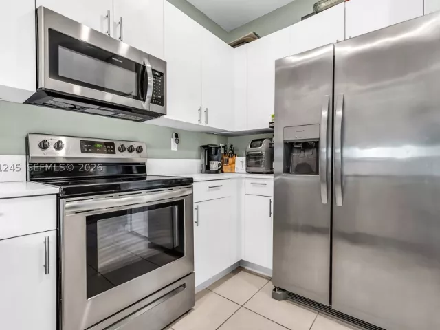 Продажа дома по адресу 20397 NW 6th Pl - фото 9376965