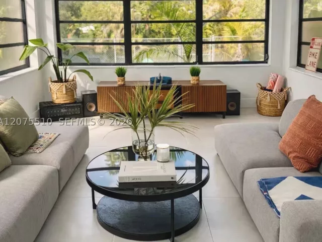 Продажа дома по адресу 119 NW 85 ST - фото 9370882