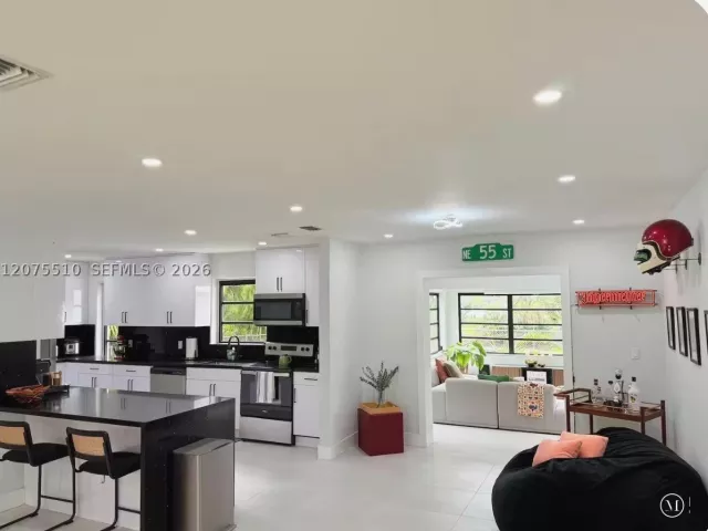 Продажа дома по адресу 119 NW 85 ST - фото 9370884