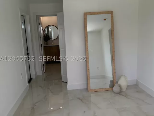 Продажа дома по адресу 1055 NW 143rd St - фото 9370834