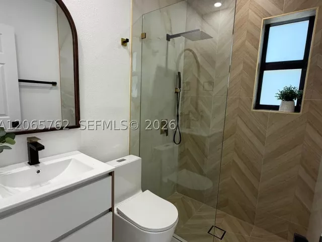 Продажа дома по адресу 1055 NW 143rd St - фото 9370848