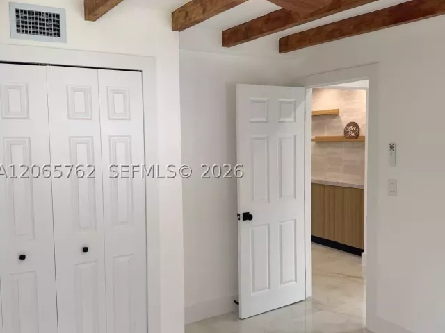 Продажа дома по адресу 1055 NW 143rd St - фото 9370853