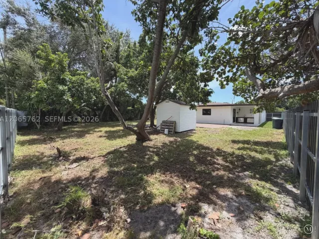 Продажа дома по адресу 1055 NW 143rd St - фото 9370866