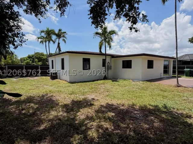 Продажа дома по адресу 1055 NW 143rd St - фото 9370867