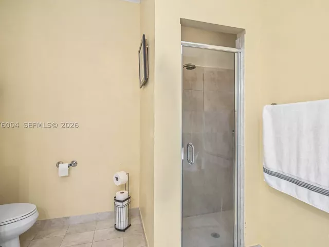 Продажа дома по адресу 527 SE 31st Ave - фото 9371012