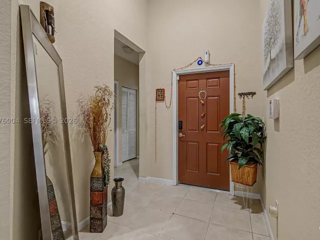 Продажа дома по адресу 527 SE 31st Ave - фото 9371018