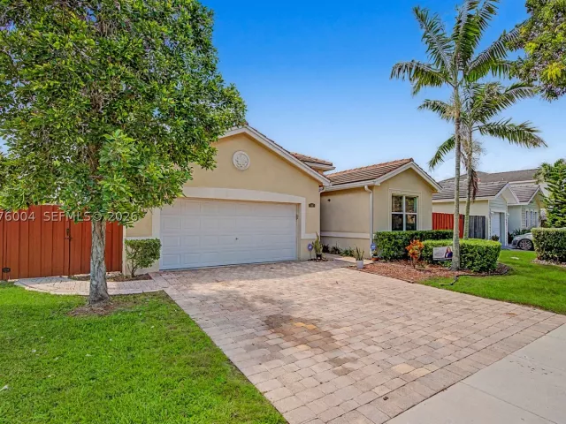Продажа дома по адресу 527 SE 31st Ave - фото 9371001