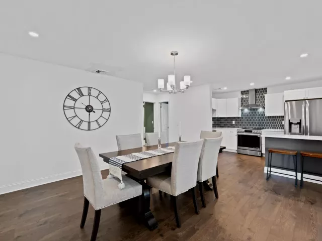 Продажа дома по адресу 238 SW 10TH Avenue - фото 9376581