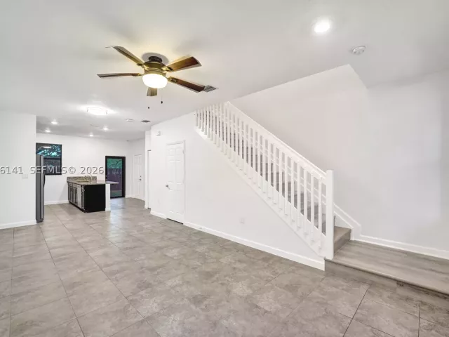 Продажа дома по адресу 2805 SW 17 Avenue 0 - фото 9372613