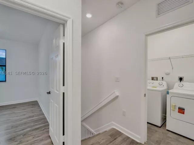 Продажа дома по адресу 2805 SW 17 Avenue 0 - фото 9372624