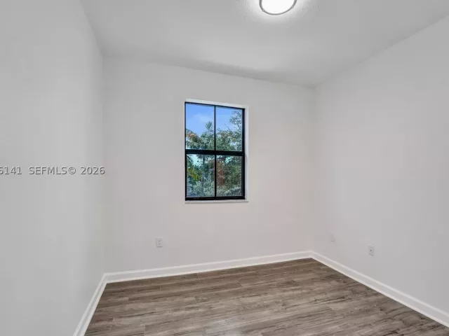 Продажа дома по адресу 2805 SW 17 Avenue 0 - фото 9372629