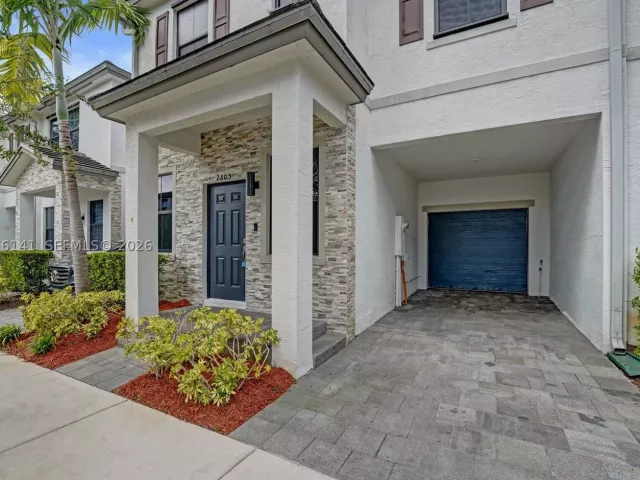 Продажа дома по адресу 2805 SW 17 Avenue 0 - фото 9372602