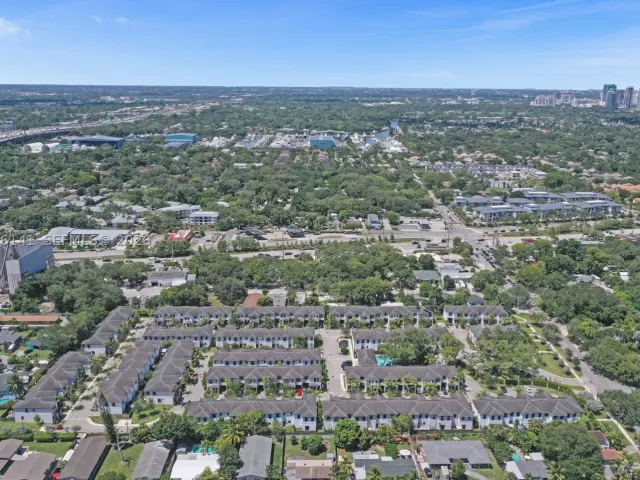 Продажа дома по адресу 2805 SW 17 Avenue 0 - фото 9372654