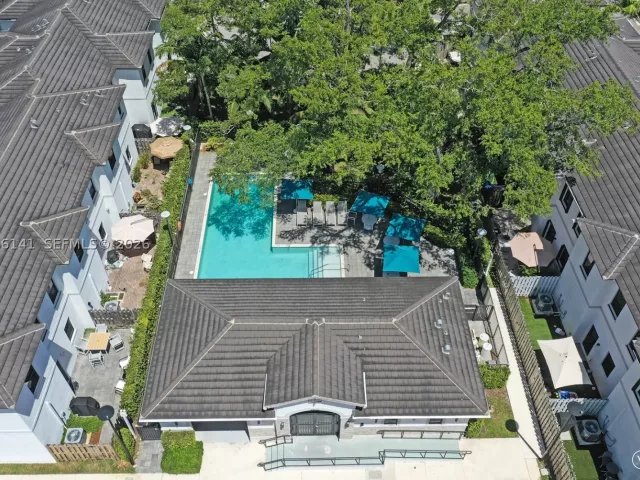 Продажа дома по адресу 2805 SW 17 Avenue 0 - фото 9372656
