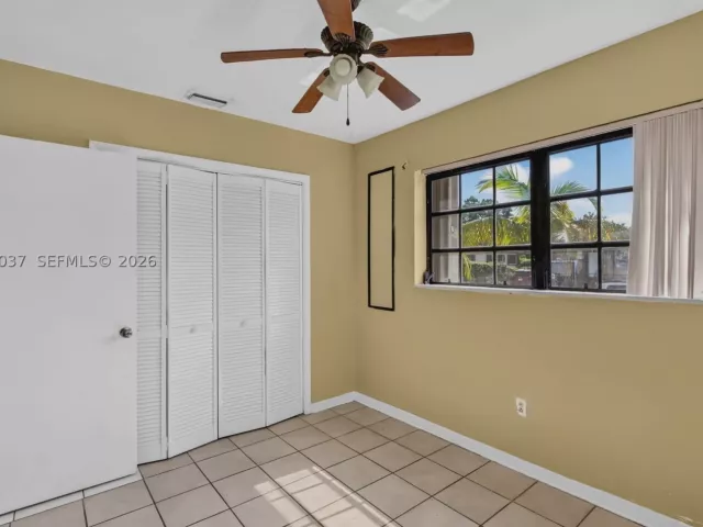 Продажа дома по адресу 17950 NW 6th court - фото 9372586