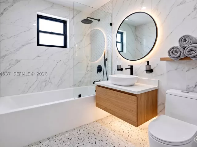 Продажа дома по адресу 17950 NW 6th court - фото 9372588