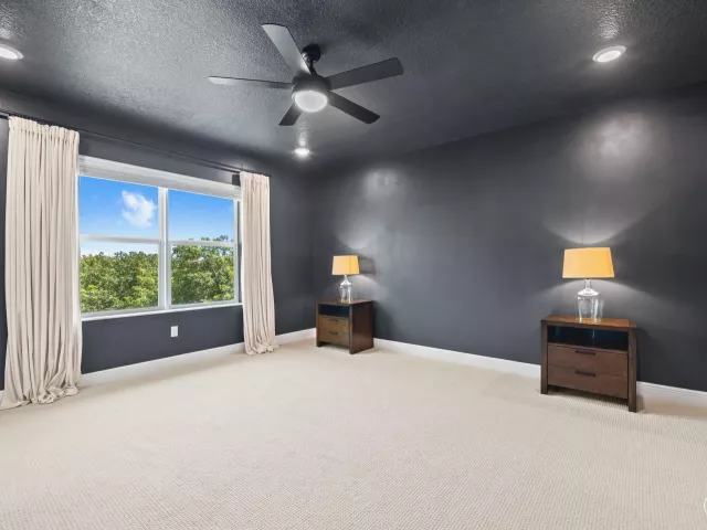 Продажа дома по адресу 1131 VERDE Court - фото 9375516