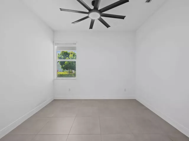 Продажа дома по адресу 1131 VERDE Court - фото 9375524