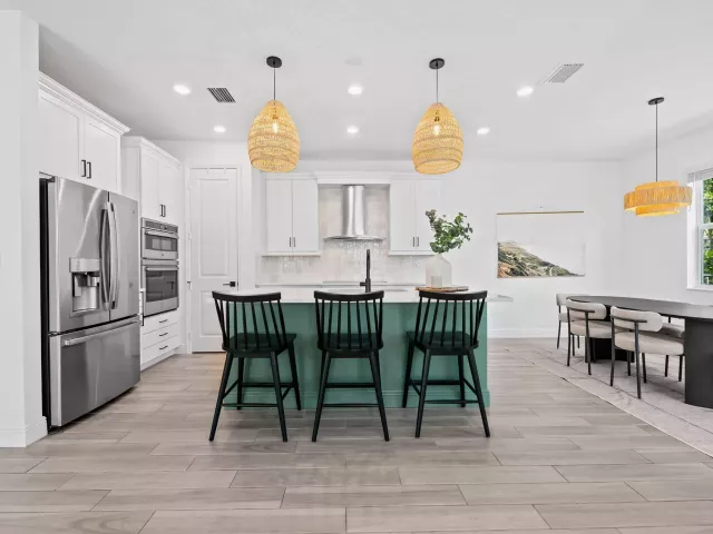 Продажа дома по адресу 1131 VERDE Court - фото 9375509