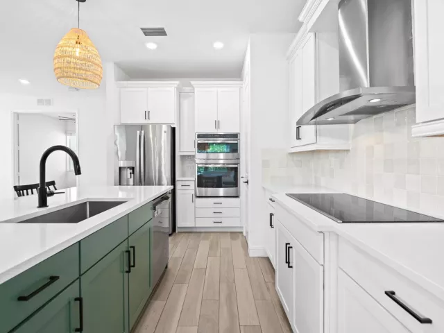 Продажа дома по адресу 1131 VERDE Court - фото 9375510
