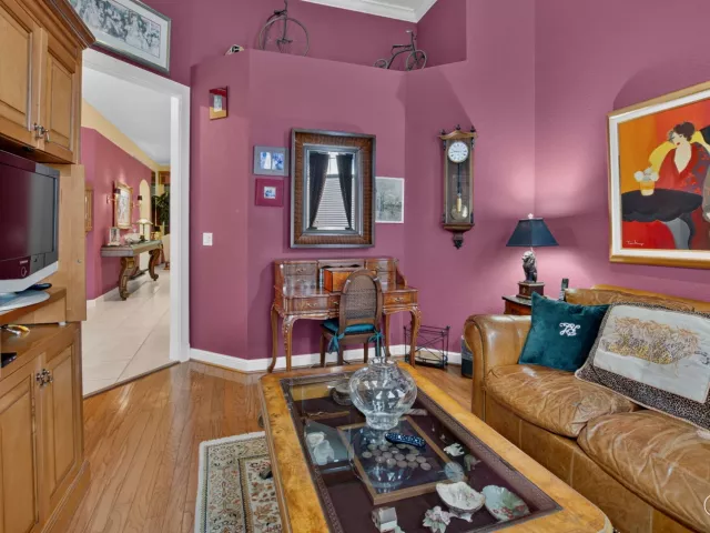 Продажа дома по адресу 6295 NW 43RD Terrace - фото 9379608
