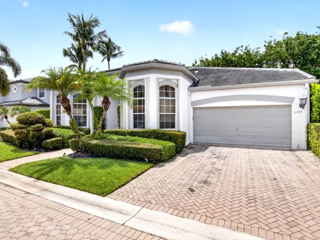 Продажа дома по адресу 6295 NW 43RD Terrace - фото 9379575