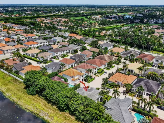 Продажа дома по адресу 6295 NW 43RD Terrace - фото 9379623