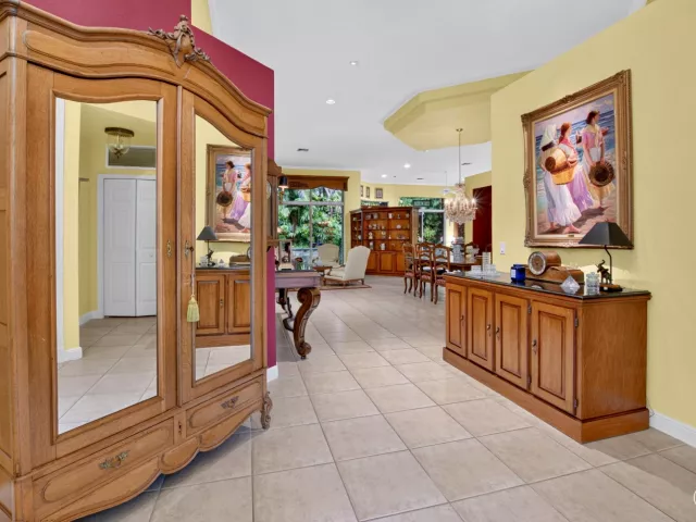 Продажа дома по адресу 6295 NW 43RD Terrace - фото 9379578
